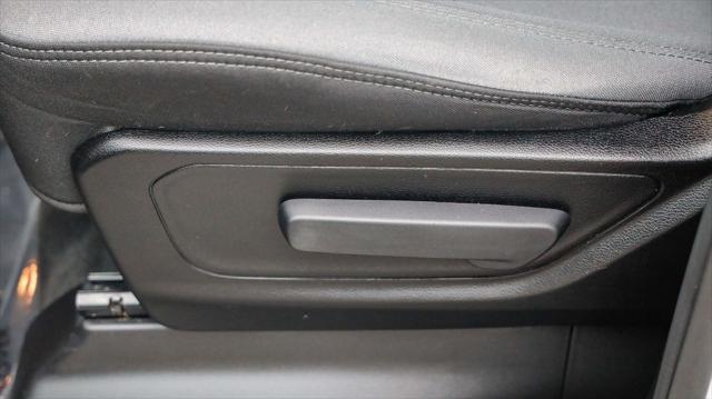 Photo of 2022 Bright White Clearcoat RAM 1500