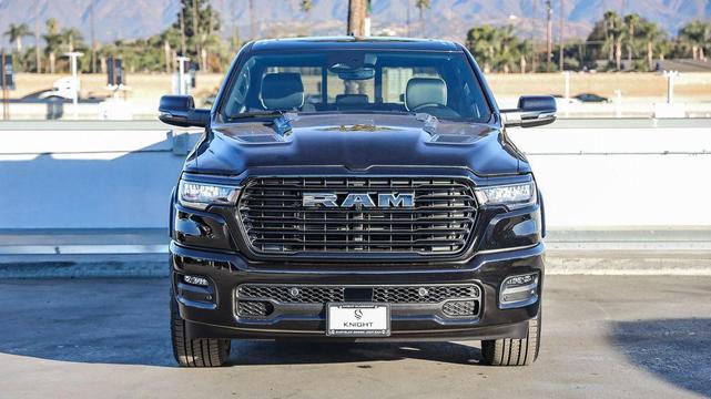 Photo of 2025 Diamond Black Crystal Pearlcoat RAM 1500