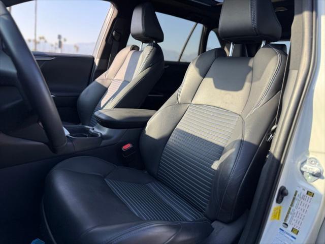 Photo of 2021 Midnight Black Metallic Toyota RAV4 Hybrid