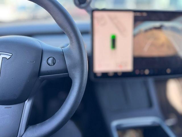 Photo of 2022 Wrapped Green Tesla Model Y