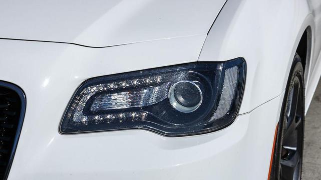 Photo of 2023 Bright White Clearcoat Chrysler 300