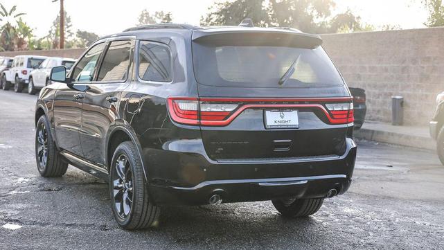 Photo of 2025 DB Black Clearcoat Dodge Durango