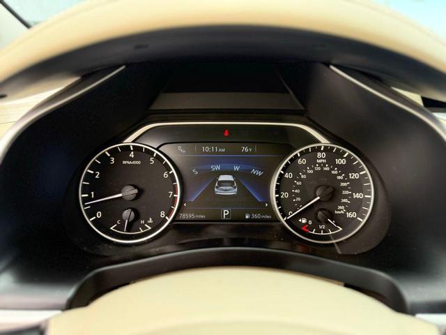 Photo of 2015 Pearl White Nissan Murano