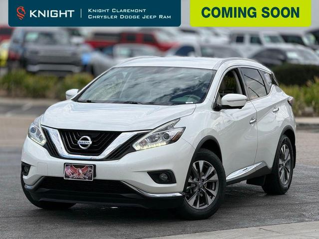Photo of 2015 Pearl White Nissan Murano