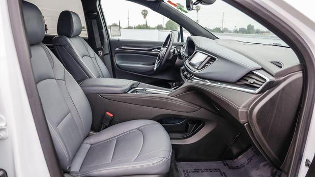 Photo of 2024 Summit White Buick Enclave