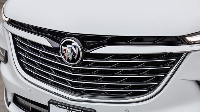Photo of 2024 Summit White Buick Enclave