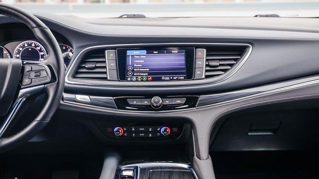 Photo of 2024 Summit White Buick Enclave