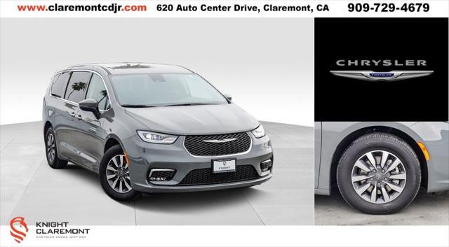 2023 Chrysler Pacifica Hybrid