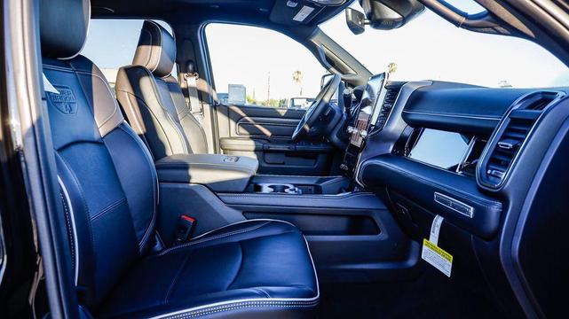 Photo of 2025 Diamond Black Crystal Pearlcoat RAM 2500