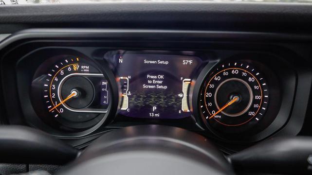 Photo of 2025 Black Clearcoat Jeep Gladiator