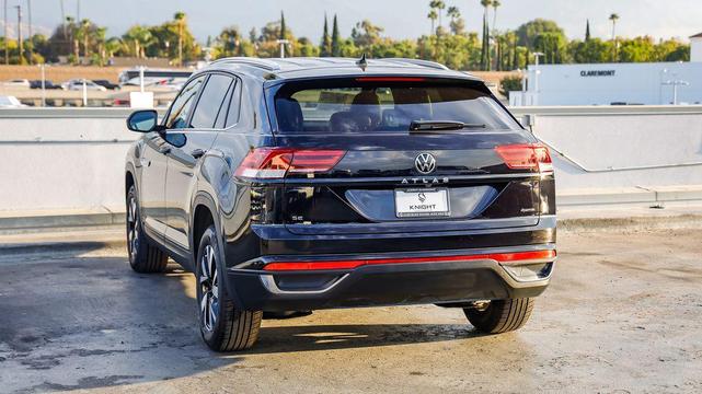 Photo of 2023 Deep Black Volkswagen Atlas Cross Sport