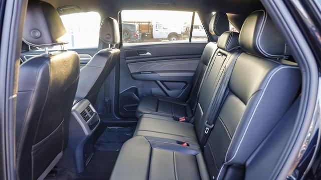 Photo of 2023 Deep Black Volkswagen Atlas Cross Sport
