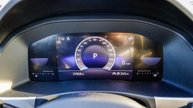 Photo of 2023 Deep Black Volkswagen Atlas Cross Sport