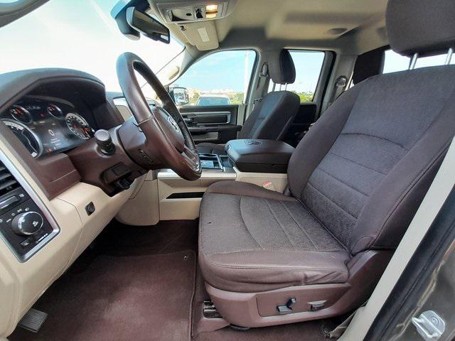 Photo of 2013 Prairie Pearlcoat RAM 1500
