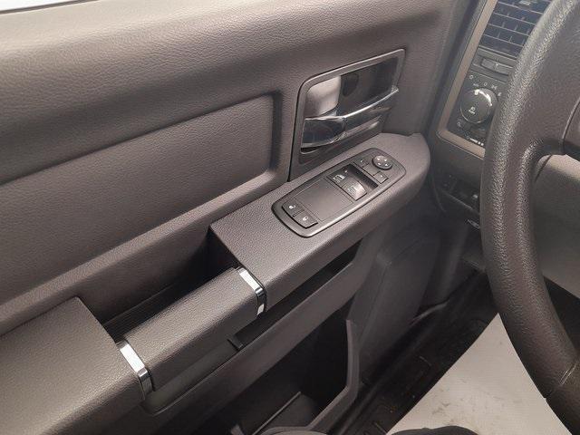 Photo of 2012 Deep Cherry Red Crystal Pearlcoat RAM 1500