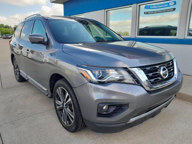 Photo of 2019 Gun Metallic Nissan Pathfinder