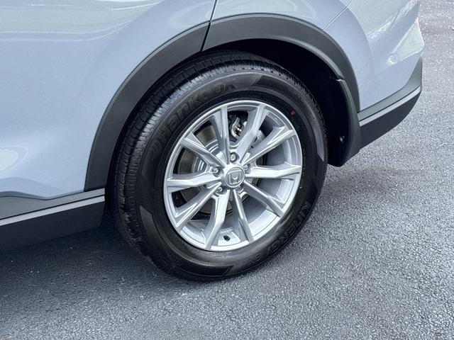 Photo of 2025 Urban Gray Pearl Honda CR-V