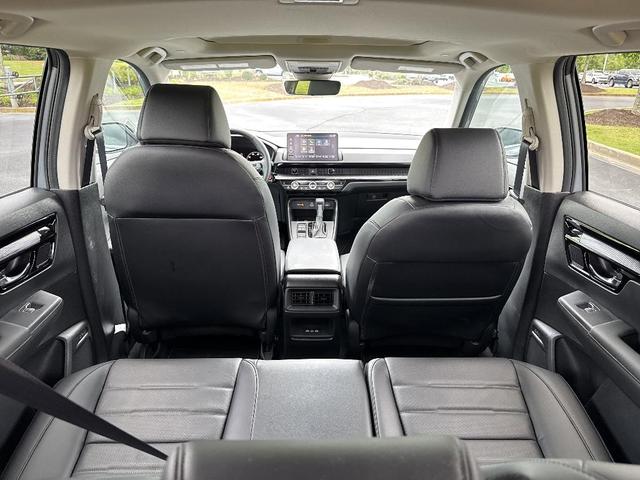 Photo of 2025 Urban Gray Pearl Honda CR-V