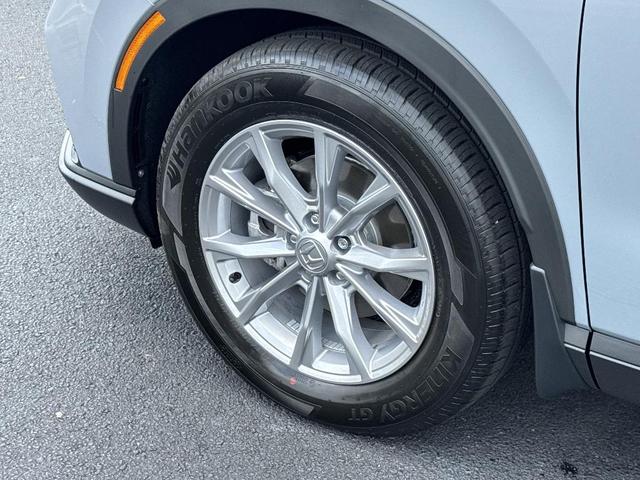 Photo of 2025 Urban Gray Pearl Honda CR-V