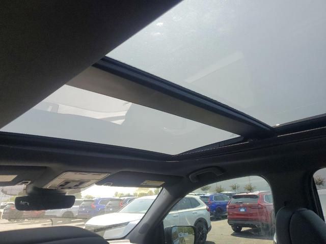 Photo of 2025 Crystal Black Pearl Honda Pilot