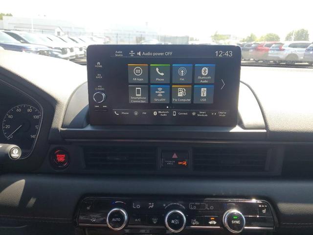 Photo of 2025 Crystal Black Pearl Honda Pilot