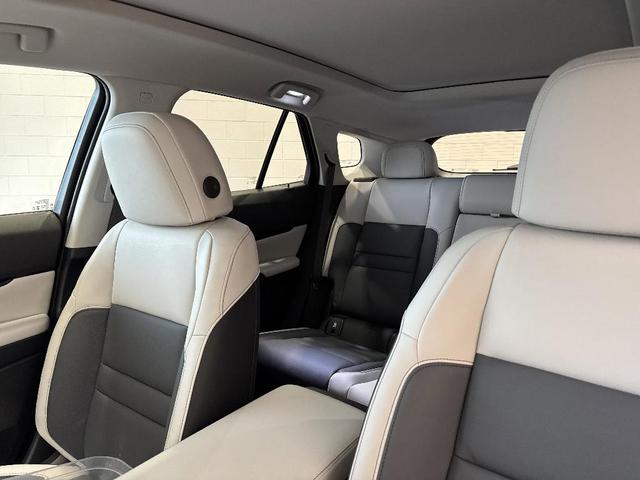 Photo of 2025 Mercury Silver Metallic Honda Prologue
