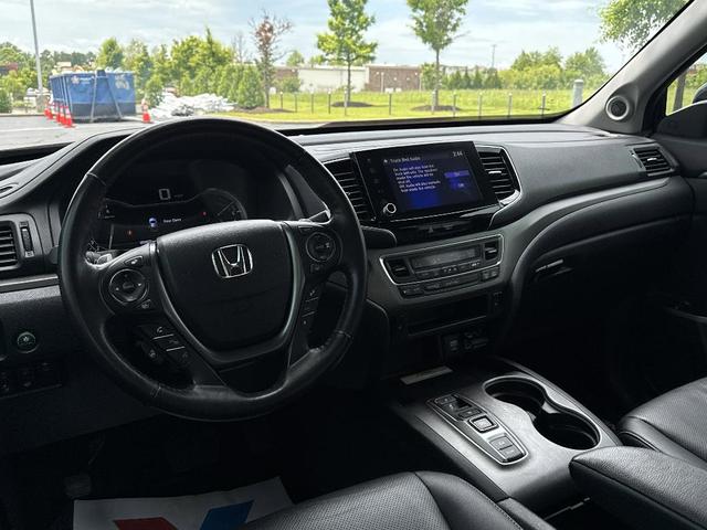 Photo of 2023 Lunar Silver Metallic Honda Ridgeline