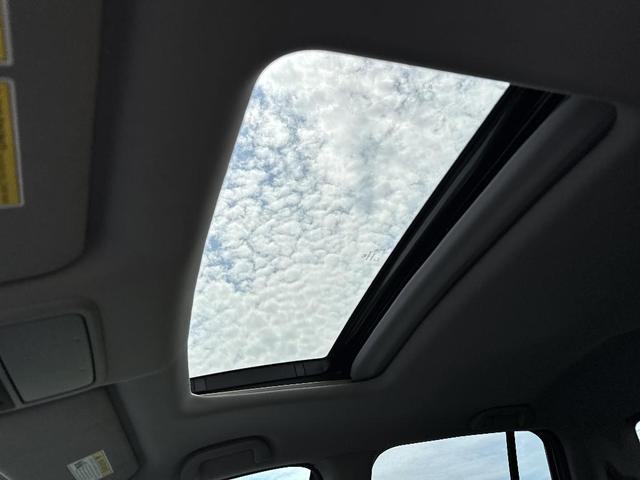 Photo of 2023 Lunar Silver Metallic Honda Ridgeline