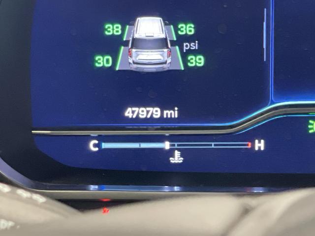 Photo of 2023 Summit White Chevrolet Suburban