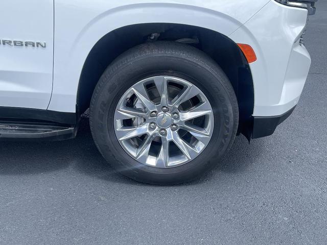 Photo of 2023 Summit White Chevrolet Suburban