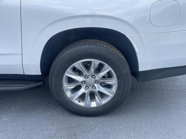 Photo of 2023 Summit White Chevrolet Suburban