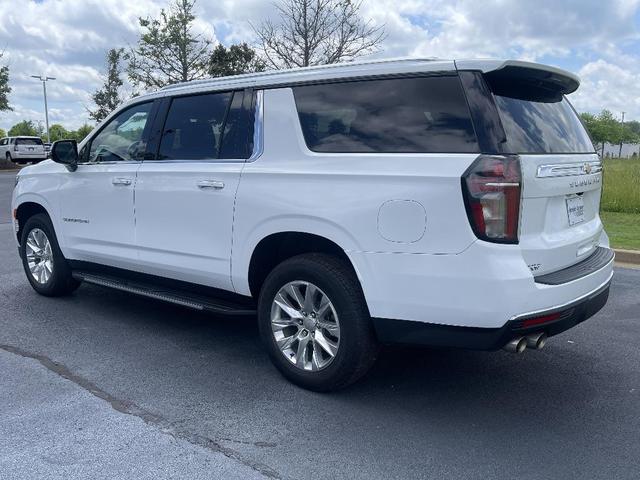 Photo of 2023 Summit White Chevrolet Suburban