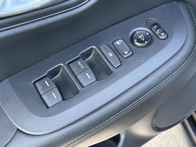 Photo of 2024 Crystal Black Pearl Honda HR-V