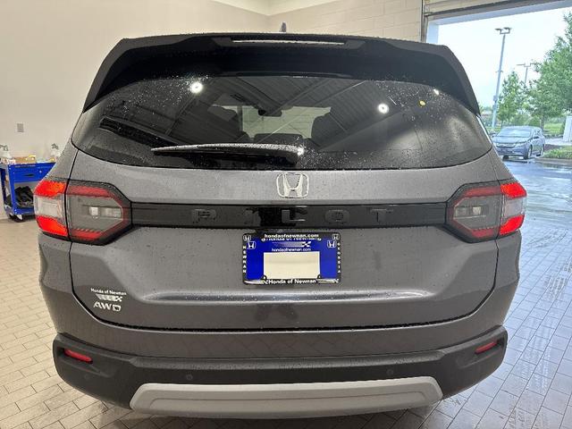 Photo of 2025 Modern Steel Metallic Honda Pilot