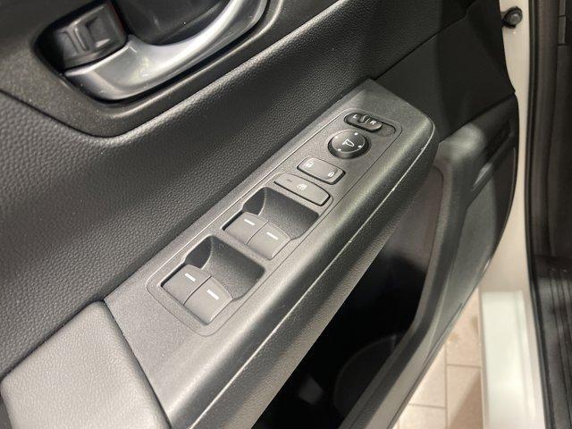 Photo of 2025 Platinum White Pearl Honda CR-V Hybrid