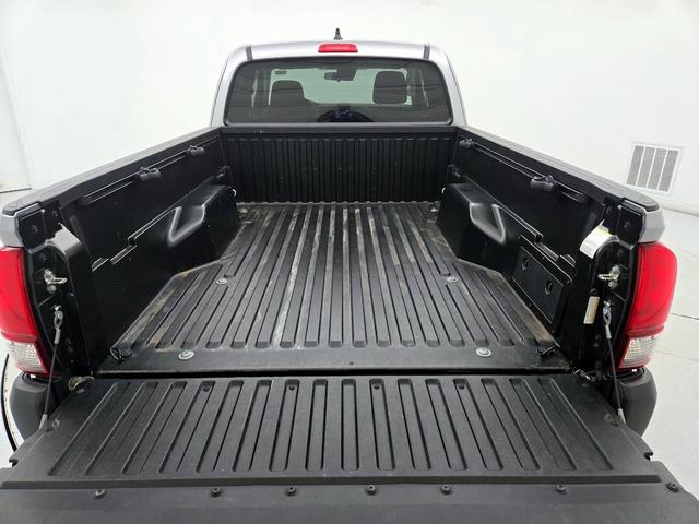 Photo of 2020 Silver Toyota Tacoma