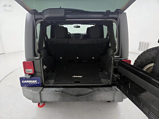 Photo of 2017 Black Jeep Wrangler