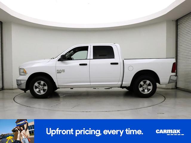 Photo of 2022 White RAM 1500 Classic