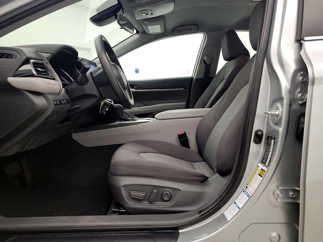 Photo of 2021 Silver Toyota Camry