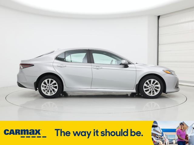 Photo of 2021 Silver Toyota Camry