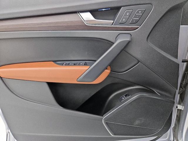 Photo of 2022 Silver Audi Q5