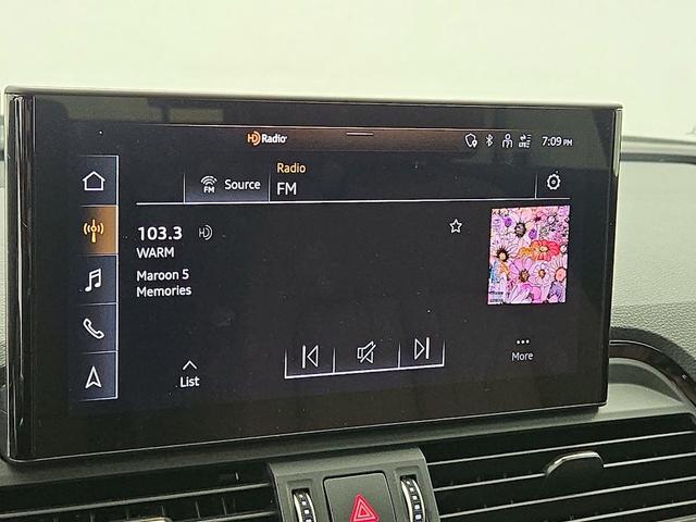 Photo of 2022 Silver Audi Q5