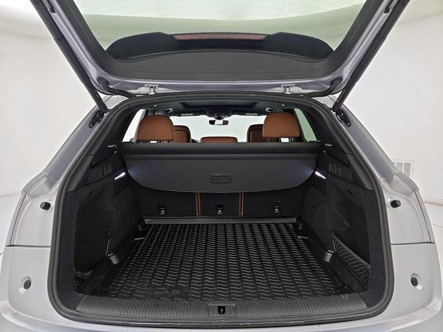 Photo of 2022 Silver Audi Q5