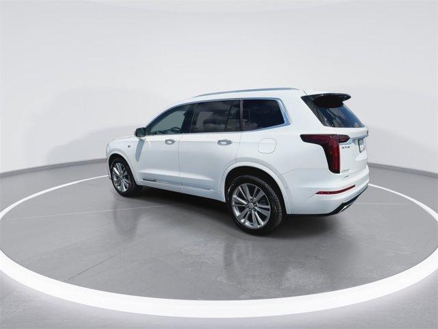 Photo of 2023 White Cadillac XT6