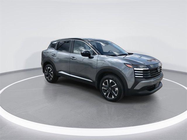 Photo of 2025 Gun Metallic/Super Black Nissan Kicks
