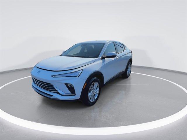 Photo of 2026 Summit White Buick Envista