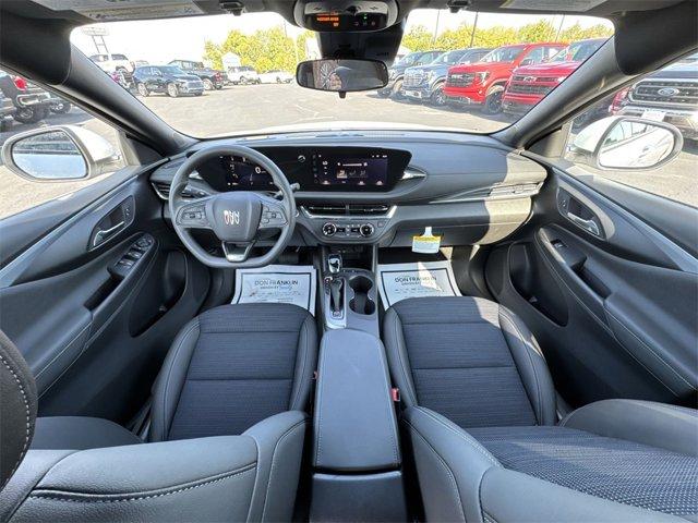 Photo of 2026 Summit White Buick Envista