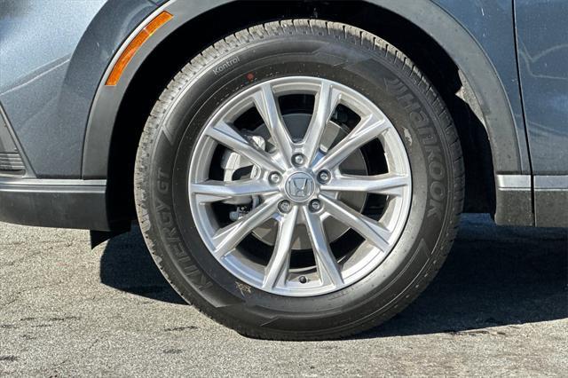Photo of 2025 Meteorite Gray Metallic Honda CR-V
