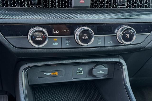Photo of 2025 Crystal Black Pearl Honda CR-V