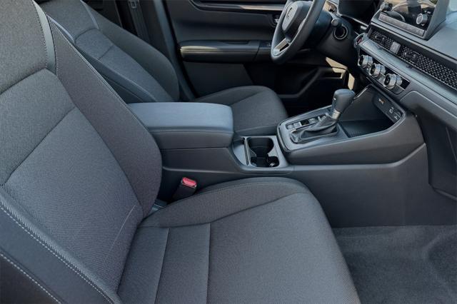 Photo of 2025 Crystal Black Pearl Honda CR-V